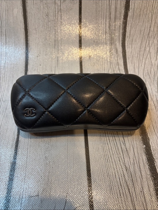 CHANEL Accessories - CHANEL Black Quilted Leather Glasses Case